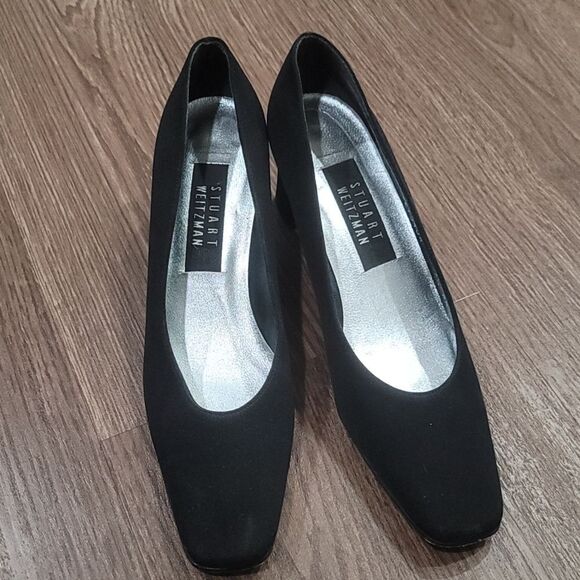 Stuart Weitzman Women's Vintage Style Ribbed Navy Blue Heels Size 7.5 AA - Picture 1 of 9